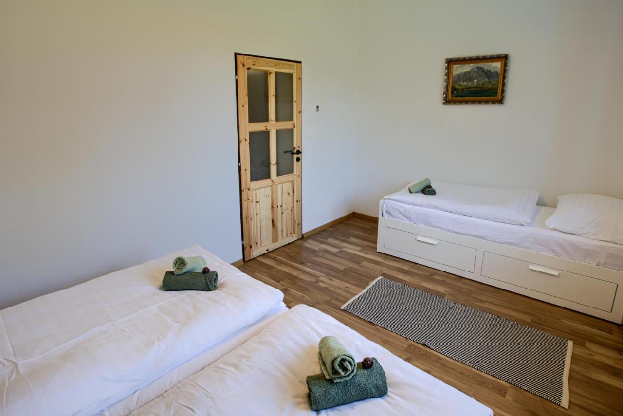 Rozpravkova Hajenka V Nizkych Tatrach Vila Brezno Exterior foto