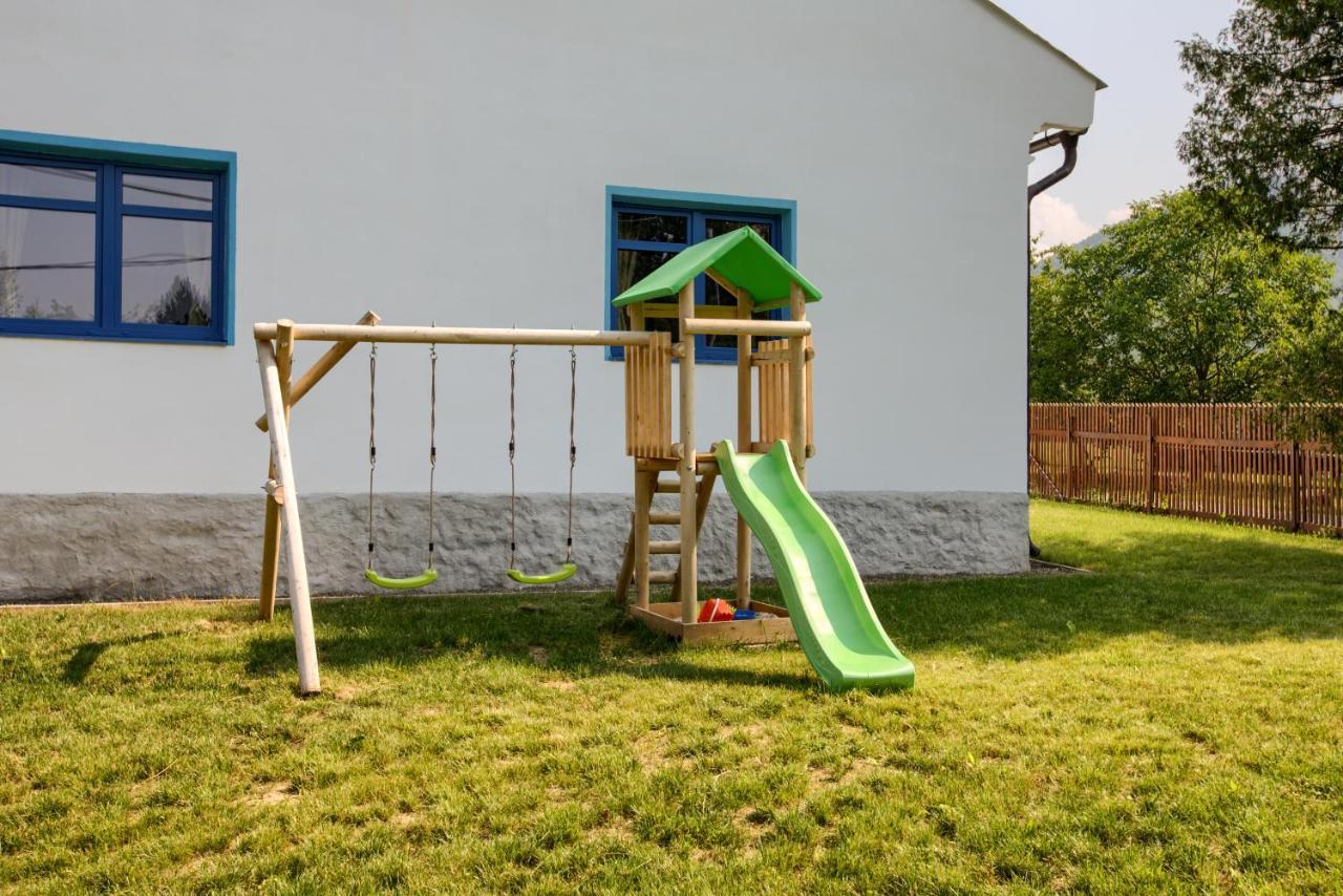 Rozpravkova Hajenka V Nizkych Tatrach Vila Brezno Exterior foto