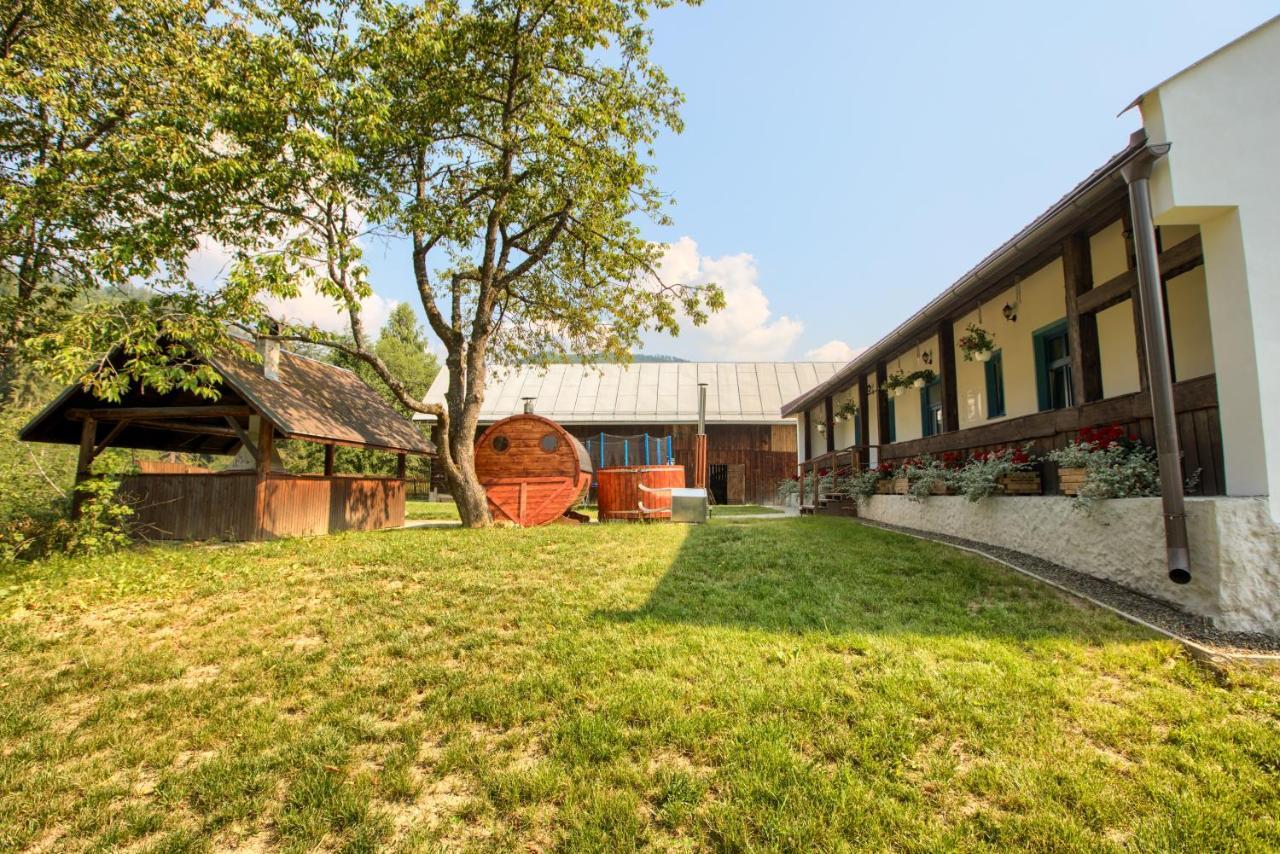 Rozpravkova Hajenka V Nizkych Tatrach Vila Brezno Exterior foto